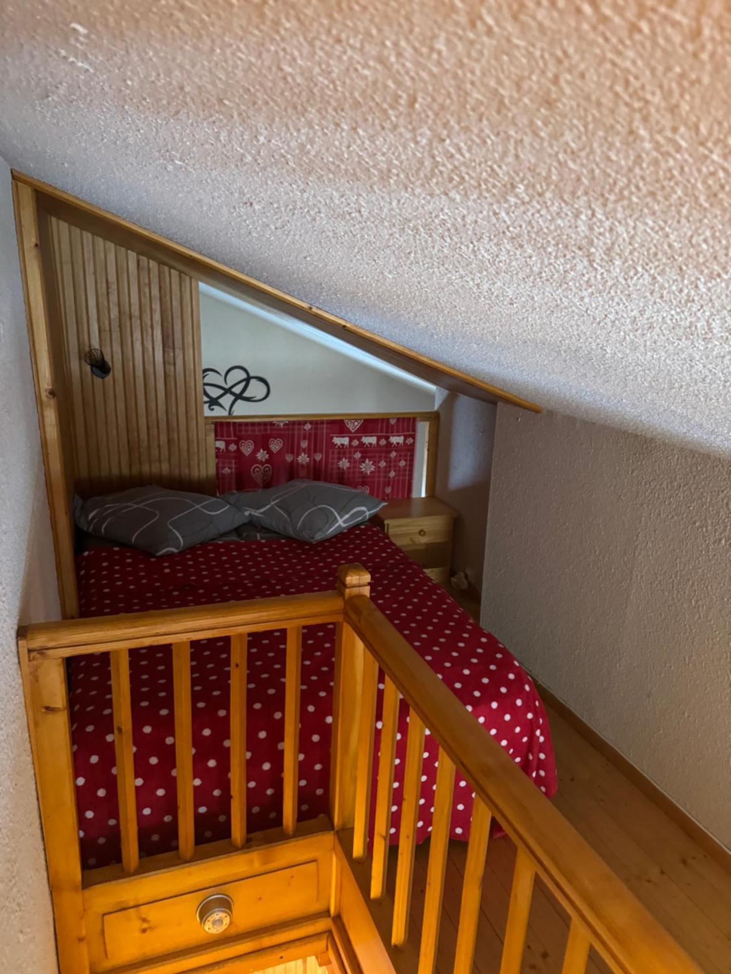 Appartement Cosy 6 personnes très bien équipé ,Vue splendide, Terrasse, Spacieux,Bien situé, Randonnées,Ski Saint-Sorlin-dʼArves Extérieur photo